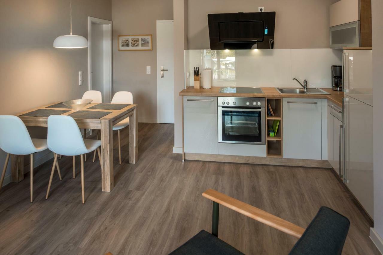 Haus am Deich Ferienwohnungen Prerow Exterior foto