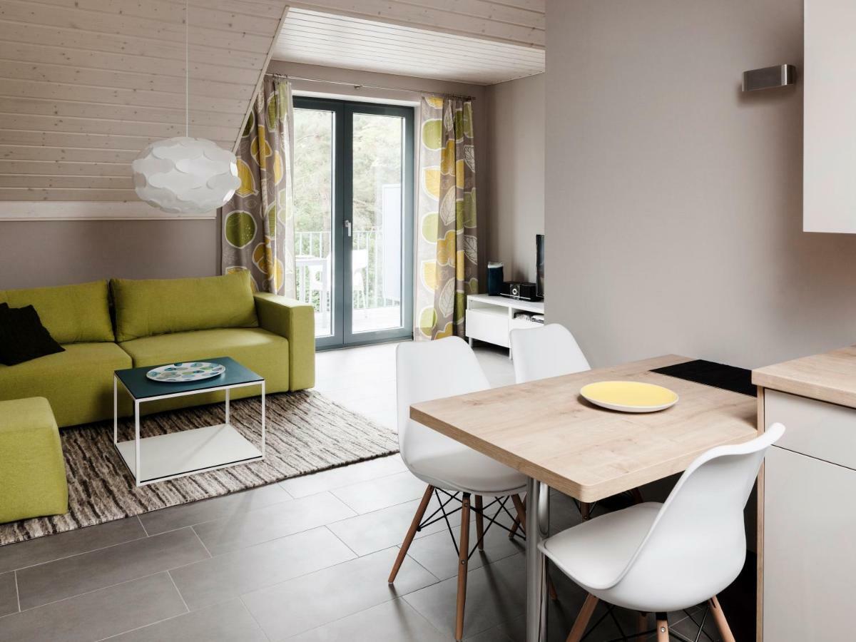 Haus am Deich Ferienwohnungen Prerow Exterior foto