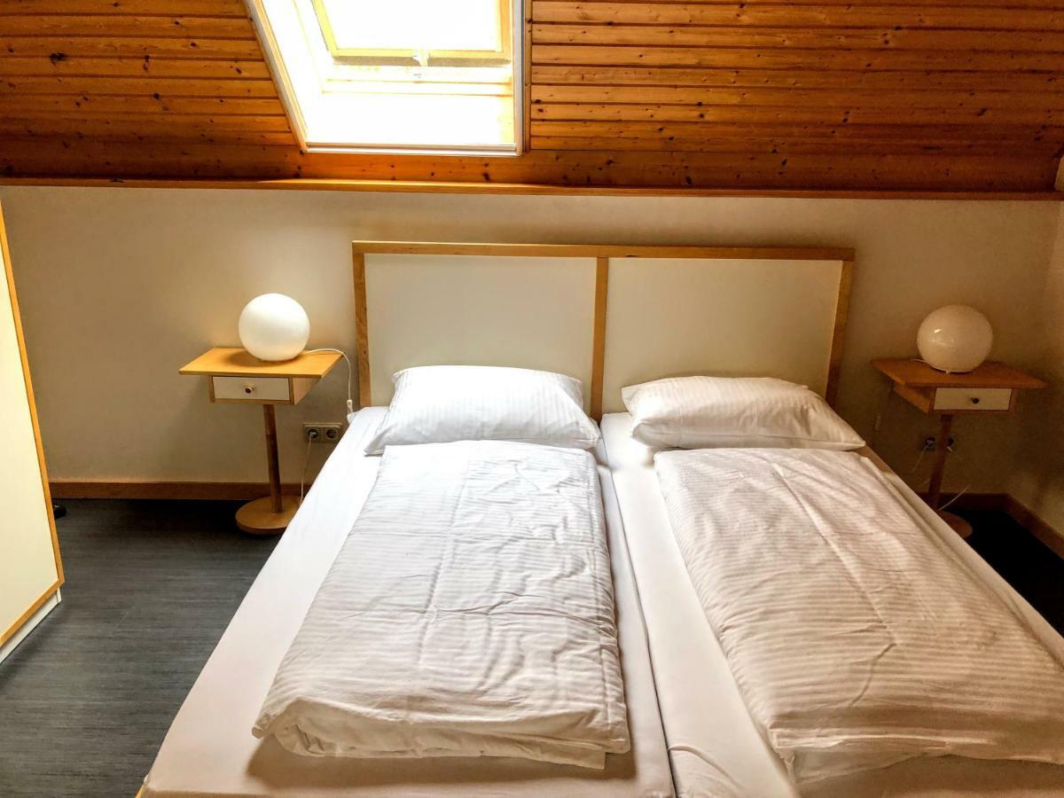Haus am Deich Ferienwohnungen Prerow Exterior foto
